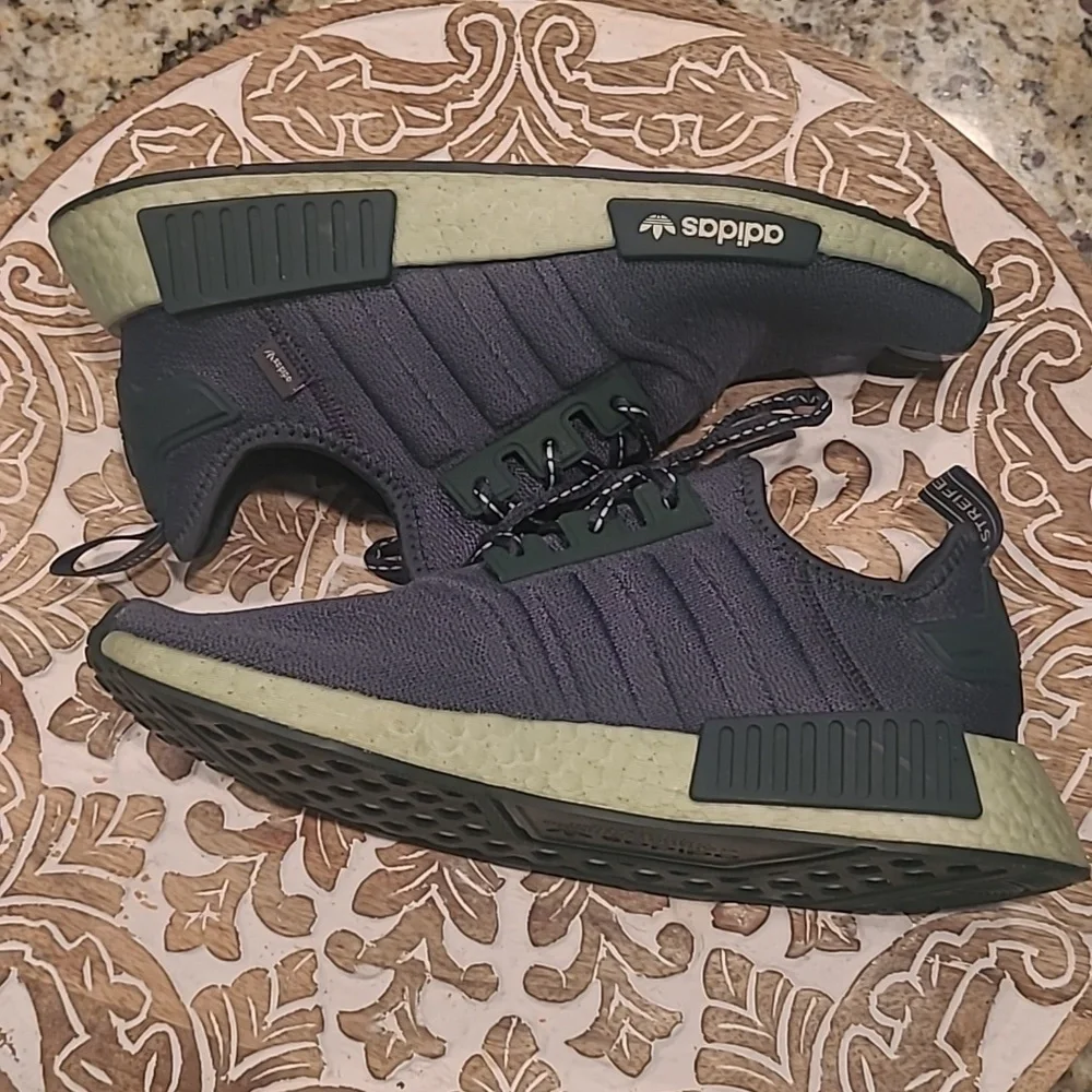 Adidas NMD_1 STLT Primeknit Running Shoe. Linen Green Men's Size 9.5. - Picture 3 of 10